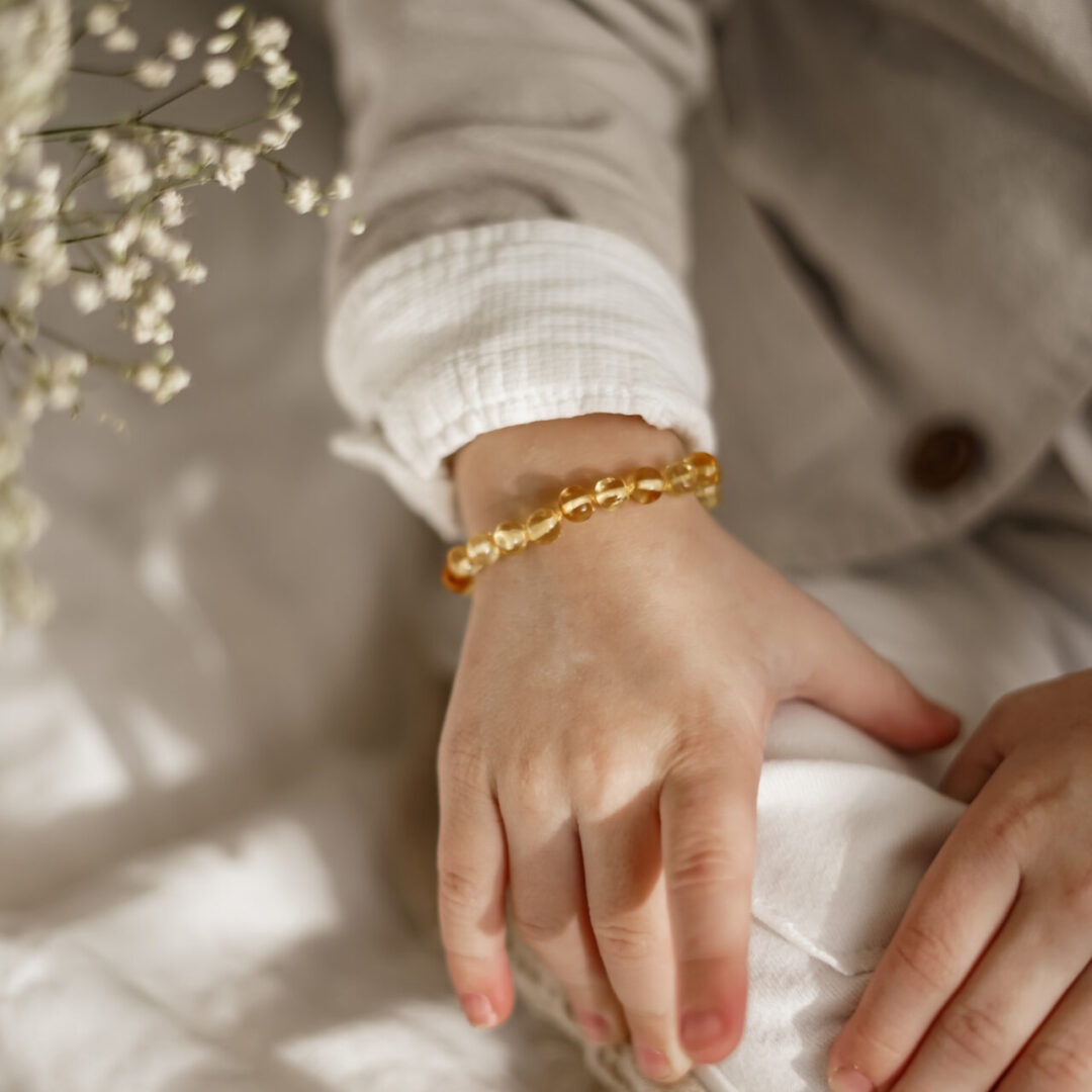 Barnsteenarmbandje 'honey'